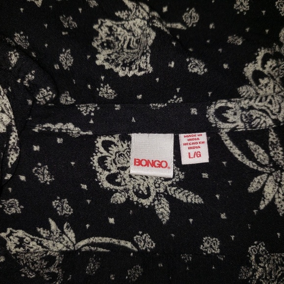 Bongo Large V-neck tunic black floral - Picture 7 of 8